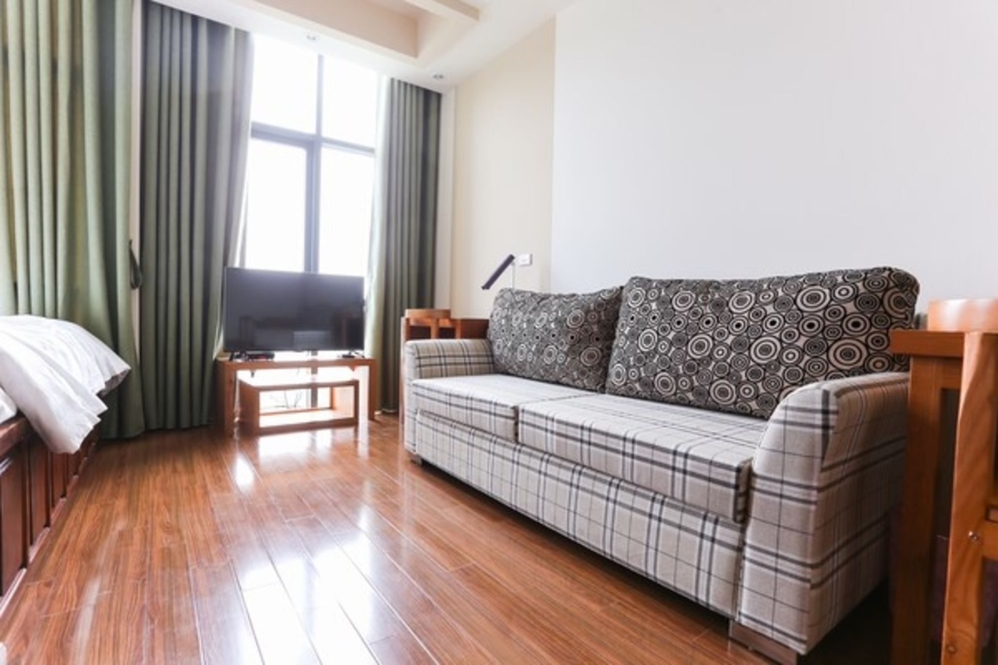 Hotel Poonsa Duy Tan Hanoï